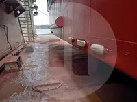 Statek z dźwigiem na sprzedaż