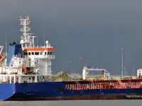 Tankowiec do przewozu ropy/chemikaliów na sprzedaż