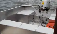 Łodzie robocze na sprzedaż