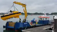 Łódź holownicza na sprzedaż