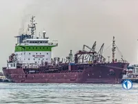 Tankowiec do przewozu ropy/chemikaliów na sprzedaż