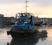 Łódź holownicza na sprzedaż