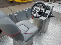 Łodzie robocze na sprzedaż