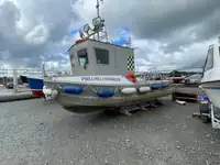 Łódź patrolowa na sprzedaż