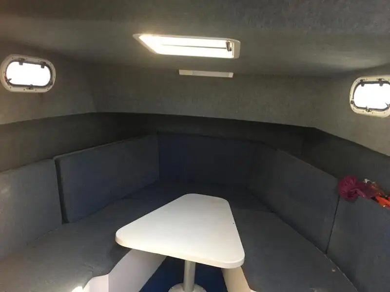 Statki robocze na sprzedaż
