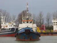 Łódź holownicza na sprzedaż