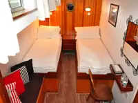 Pływający hotel na sprzedaż