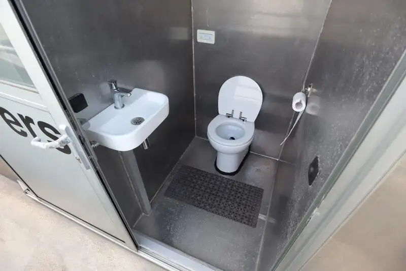 Statek wycieczkowy na sprzedaż