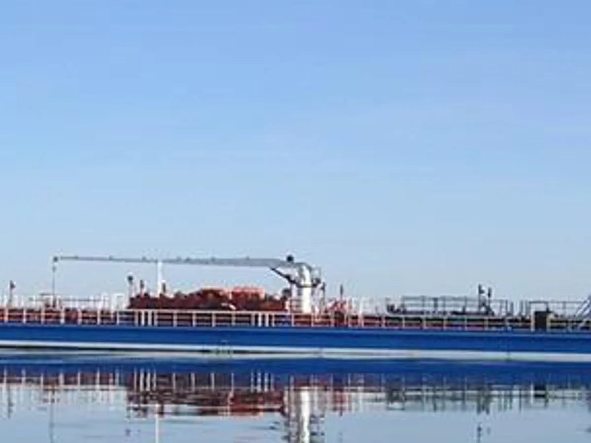 Tankowiec do przewozu ropy/chemikaliów na sprzedaż