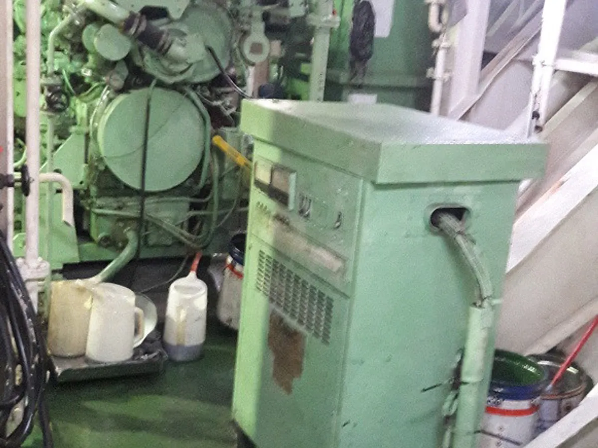 Tankowiec do przewozu ropy/chemikaliów na sprzedaż