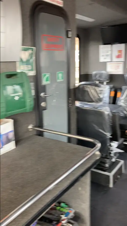 Statek kontenerowy na sprzedaż