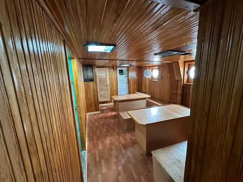 Trawler na sprzedaż