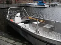 Statki robocze na sprzedaż