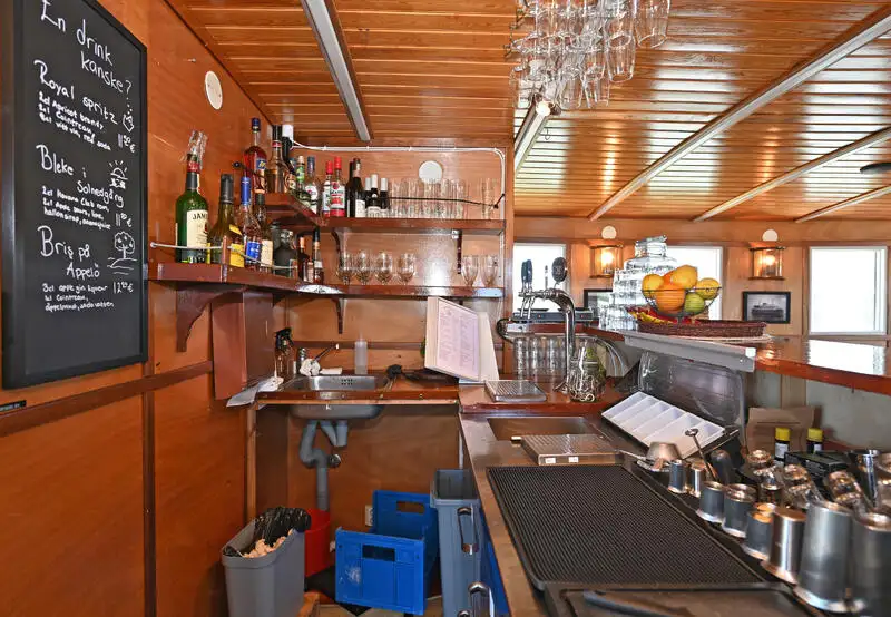 Statek wycieczkowy na sprzedaż