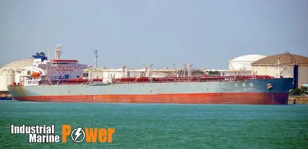 Tankowiec do przewozu ropy/chemikaliów na sprzedaż