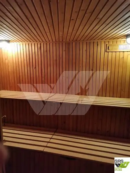 Statek wycieczkowy na sprzedaż
