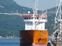 Tankowiec do przewozu ropy/chemikaliów na sprzedaż