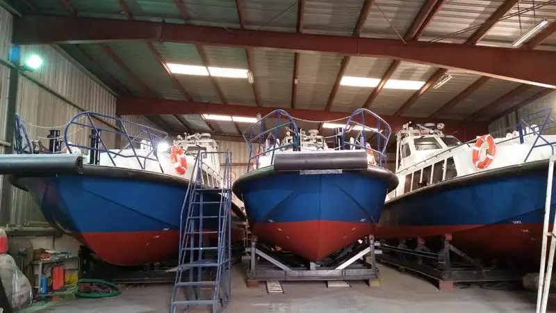 Statek załogowy na sprzedaż