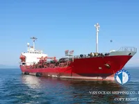 Tankowiec do przewozu ropy/chemikaliów na sprzedaż