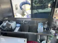 Ponton na sprzedaż