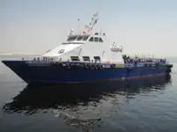 Statek załogowy na sprzedaż