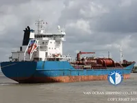 Tankowiec do przewozu ropy/chemikaliów na sprzedaż