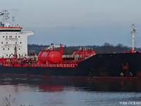 Tankowiec do przewozu ropy/chemikaliów na sprzedaż