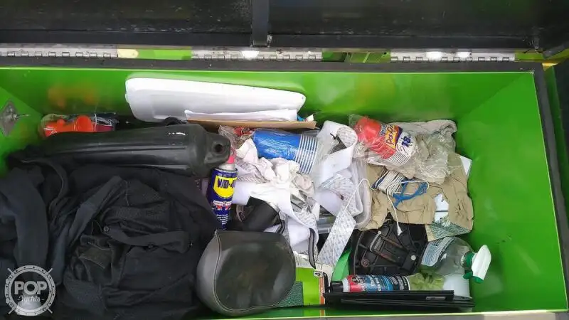 Statek kontenerowy na sprzedaż