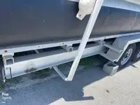 Ponton na sprzedaż