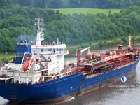 Tankowiec do przewozu ropy/chemikaliów na sprzedaż