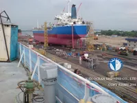 Tankowiec do przewozu ropy/chemikaliów na sprzedaż