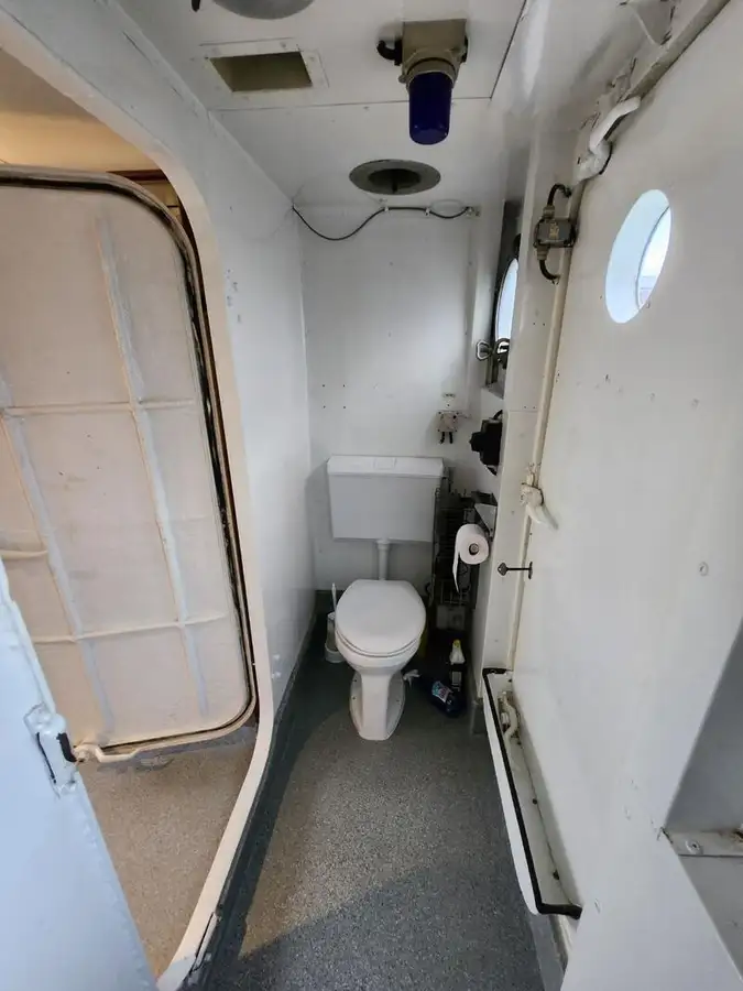 Łodzie robocze na sprzedaż