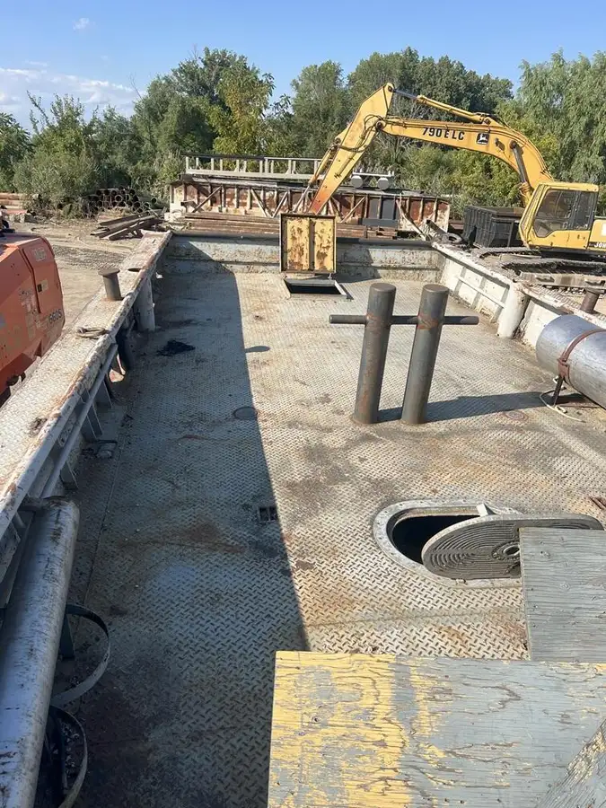 Łodzie robocze na sprzedaż