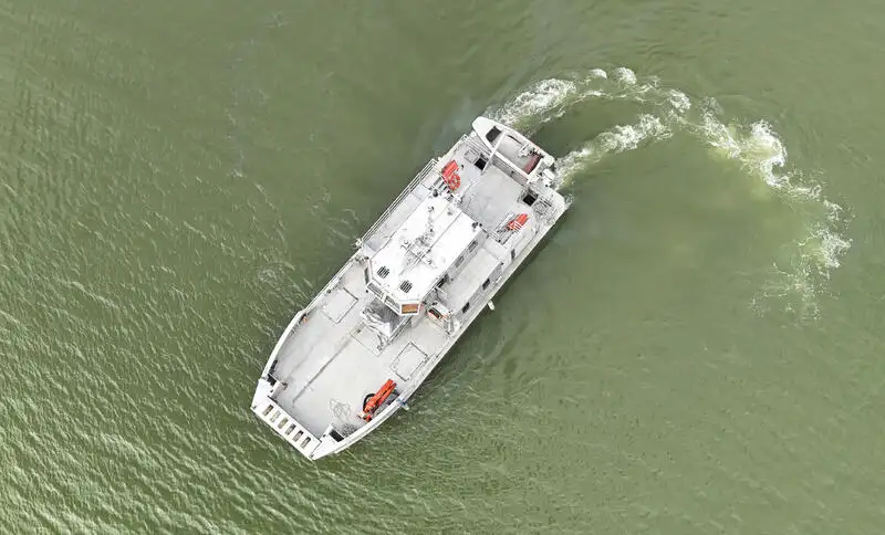 Katamaran na sprzedaż