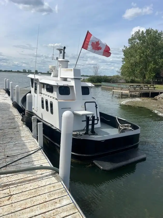 Łódź holownicza na sprzedaż