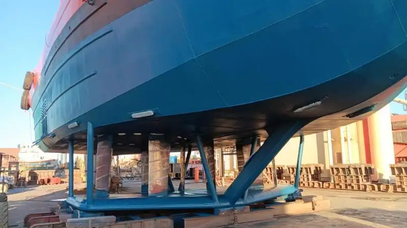 Łódź holownicza na sprzedaż