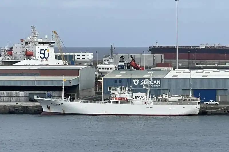 Trawler rybacki na sprzedaż