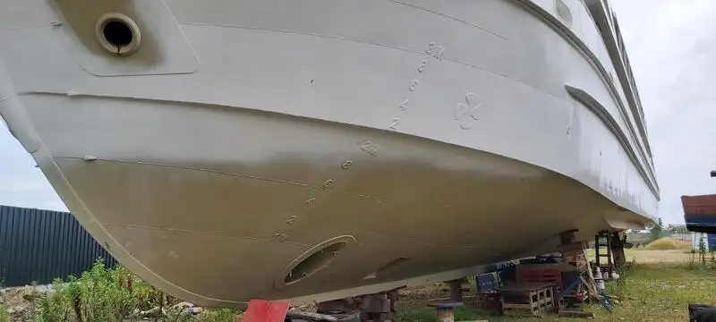 Statek motorowy na sprzedaż