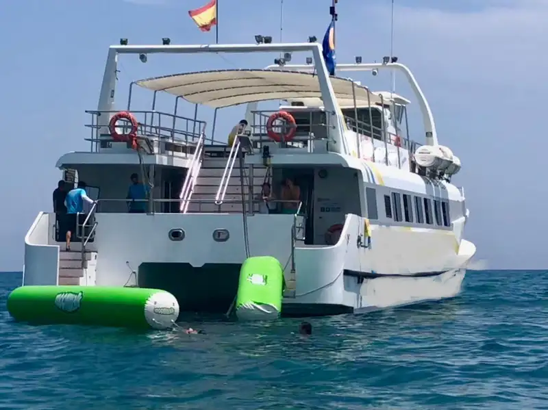 Statek promowy na sprzedaż