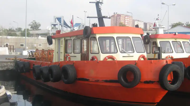 Łódź holownicza na sprzedaż