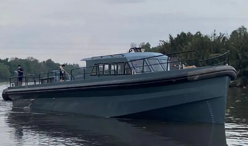 Załoga łodzi na sprzedaż