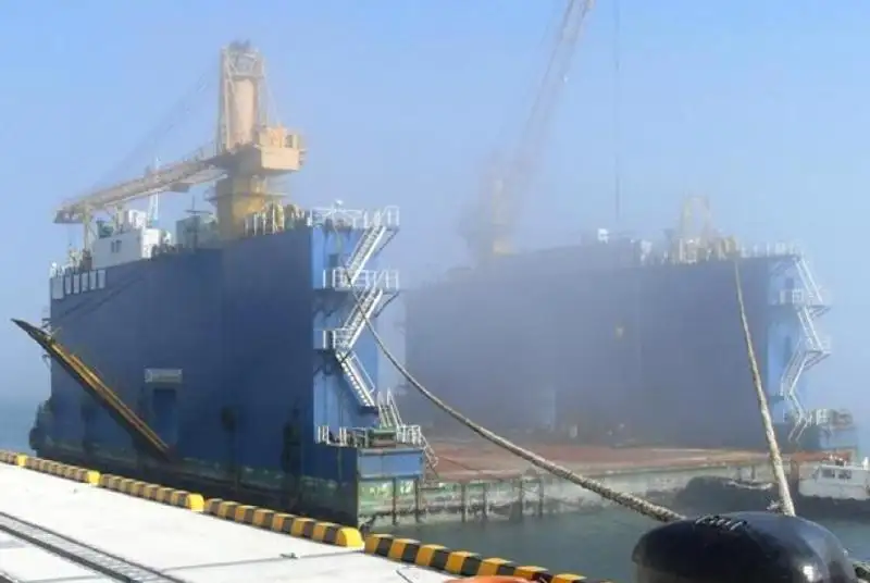 Pływający dok na sprzedaż