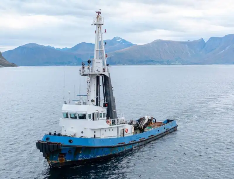 Łódź holownicza na sprzedaż