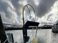 Łódź pilotująca na sprzedaż