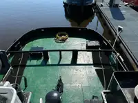 Łódź holownicza na sprzedaż