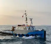 Łódź holownicza na sprzedaż