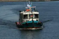 Załoga łodzi na sprzedaż