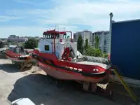 Łódź holownicza na sprzedaż
