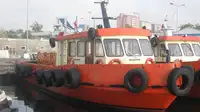 Łódź holownicza na sprzedaż