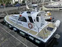 Łódź pilotująca na sprzedaż